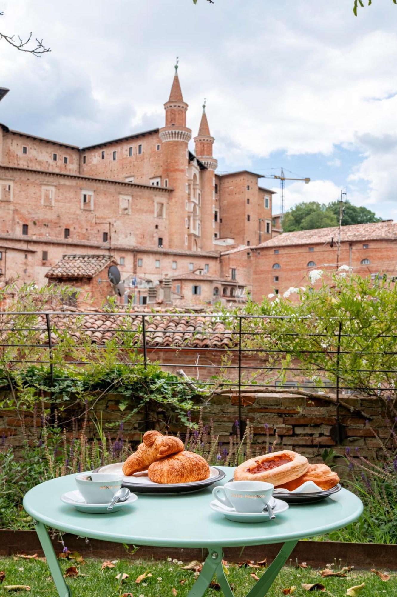 Urbino Apartment - Torricini View ภายนอก รูปภาพ
